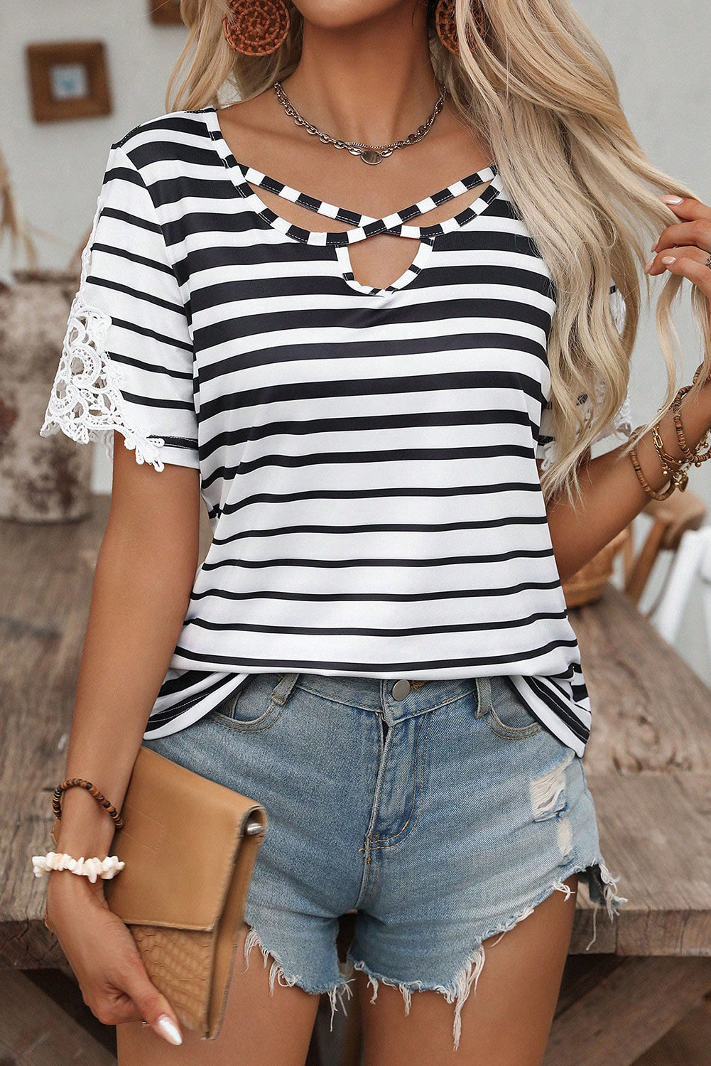 Cross Straps Hollowed Neck Lace Splicing Short Sleeve Blouse