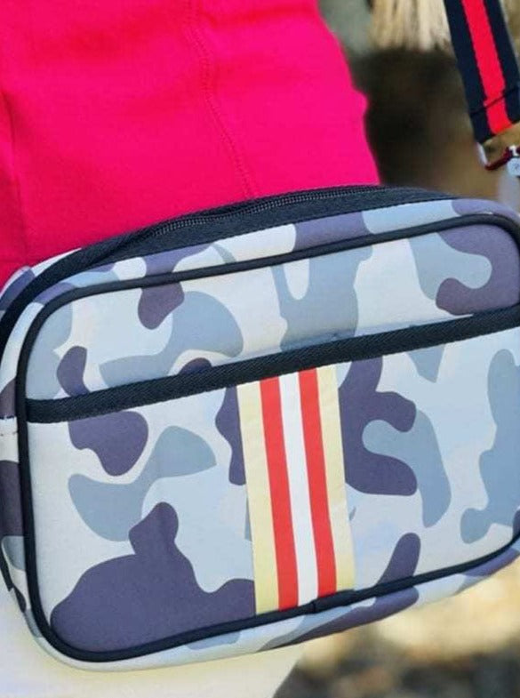 Civing Material Messenger Bag