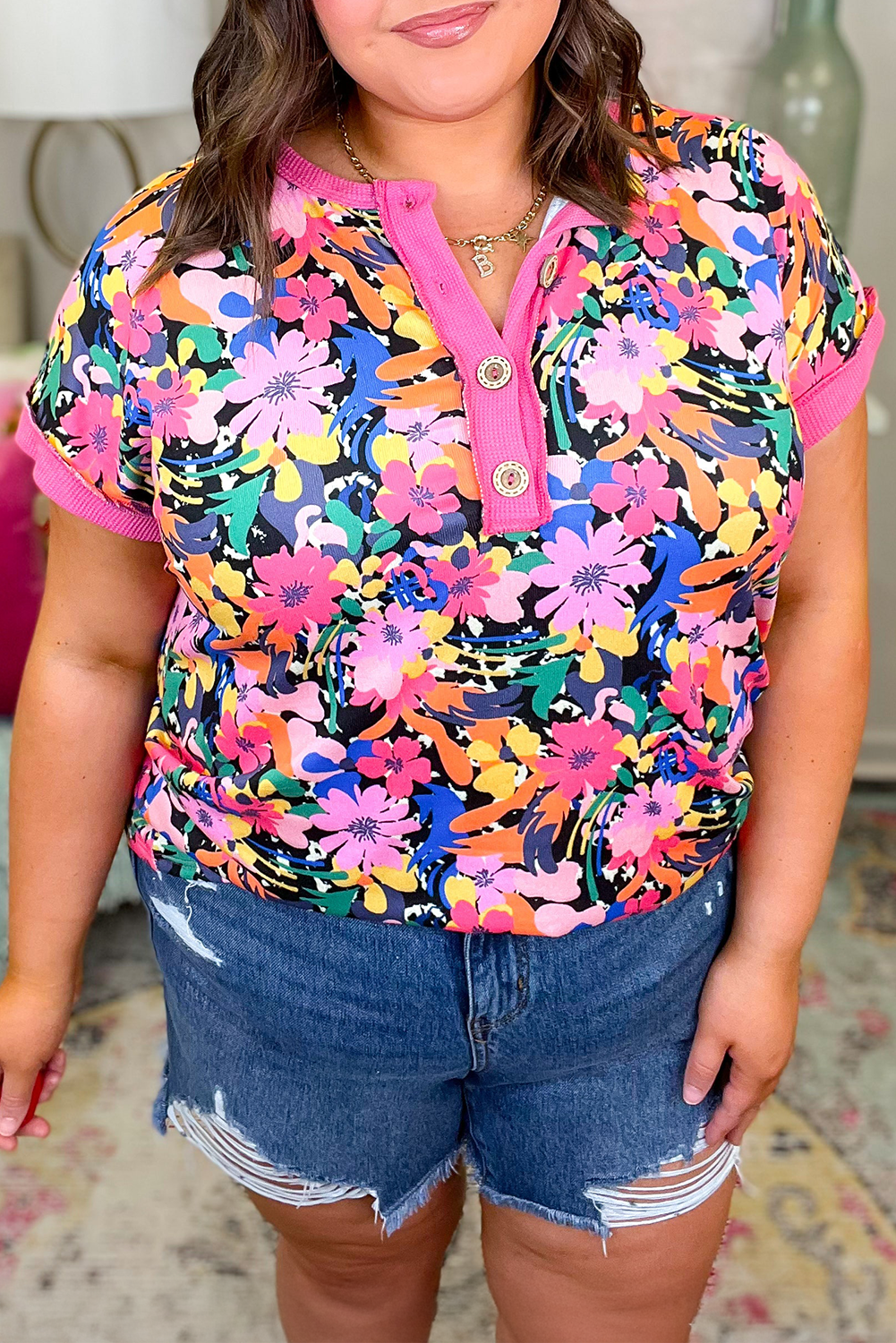 Plus Size Floral Contrast Edge Henley Top